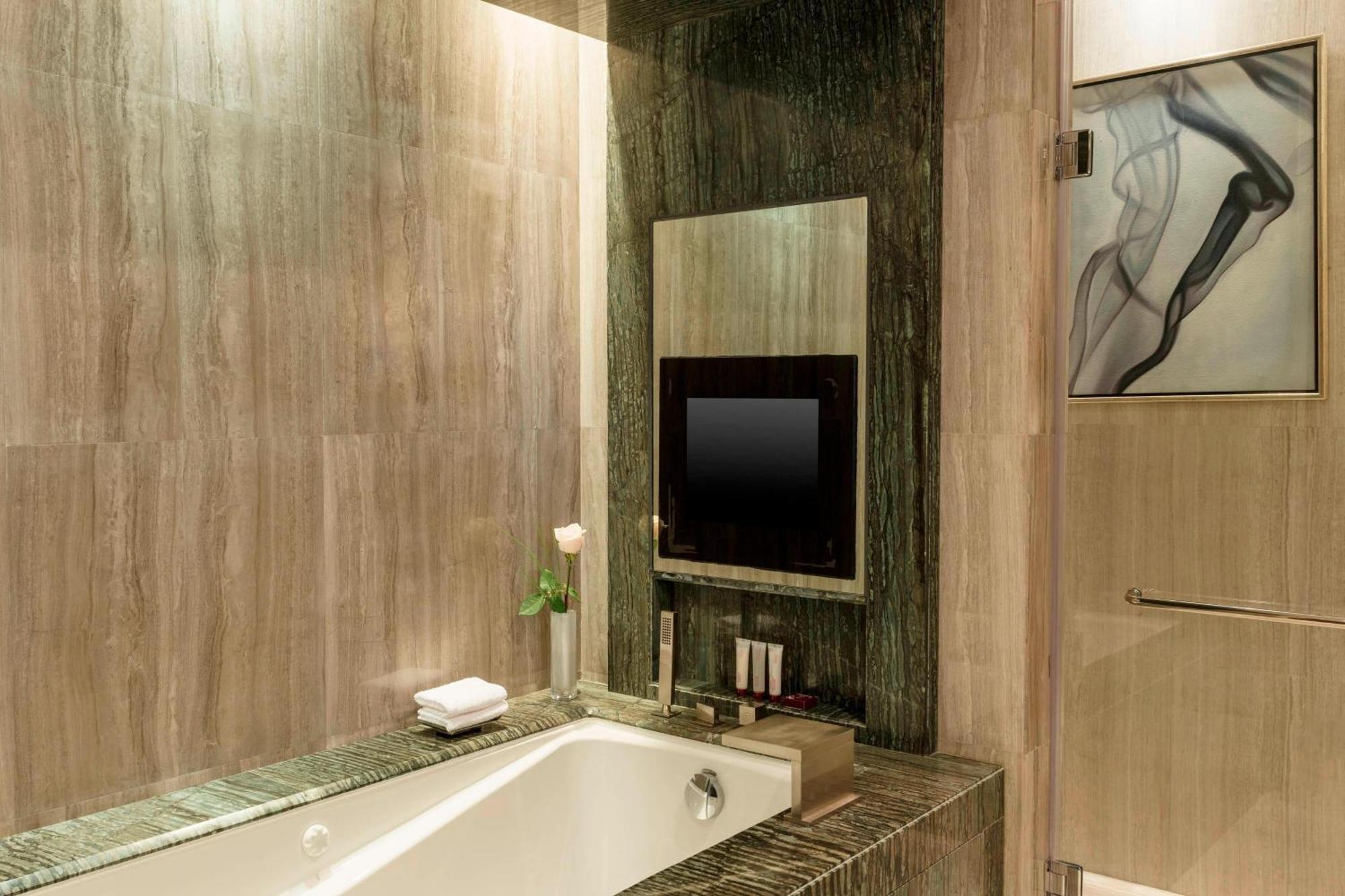 Le Meridien City Centre Bahrain Manama Zewnętrze zdjęcie Bathroom