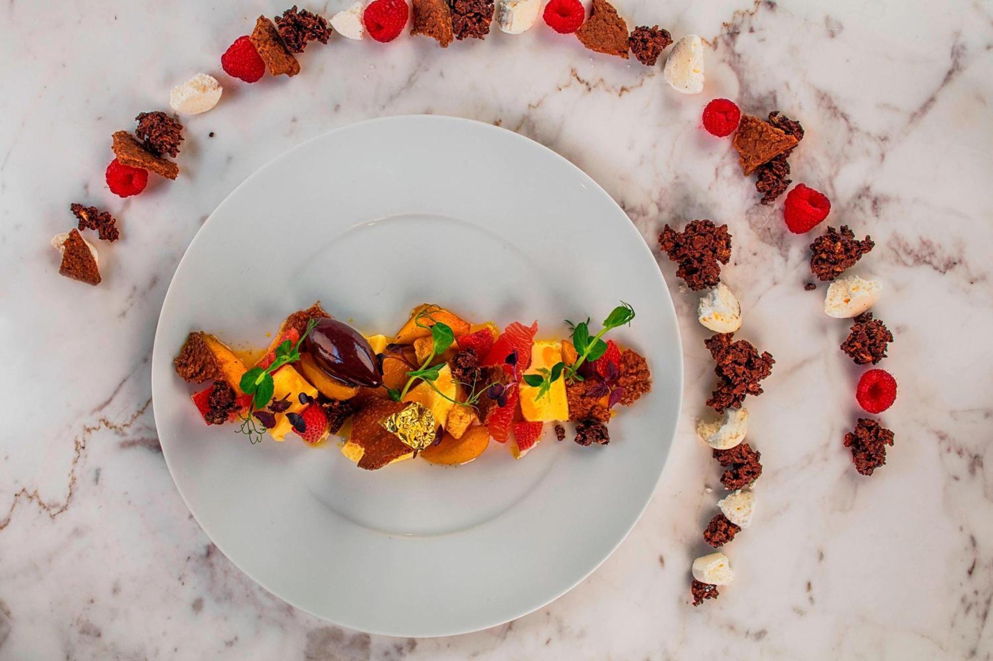 Le Meridien City Centre Bahrain Manama Zewnętrze zdjęcie A fruit salad