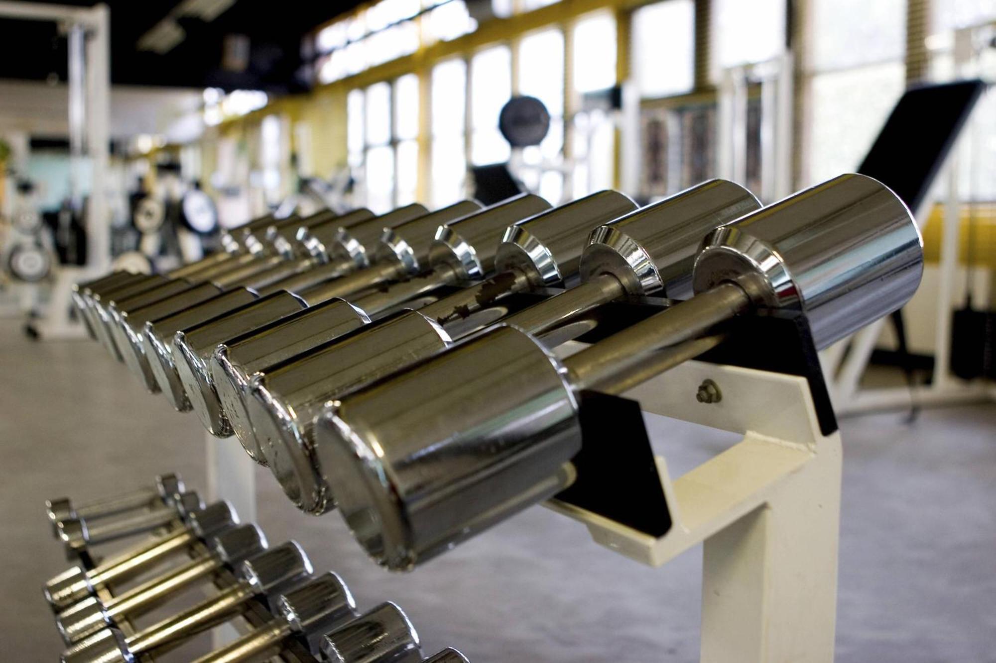 Le Meridien City Centre Bahrain Manama Zewnętrze zdjęcie A dumbbell rack